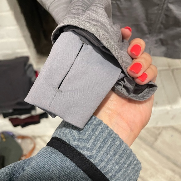 Lululemon Make a Break Jacket - Picture 5 of 16